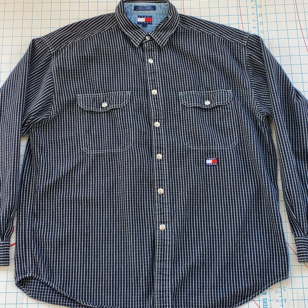 Tommy Hilfiger Button Up Shirt Men's Size Large Striped Longsleeve  Spell Out